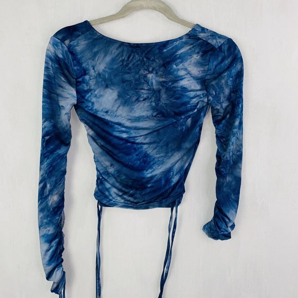 Lovers + Friends Dory Top in Blue Tie Dye - Picture 5 of 5